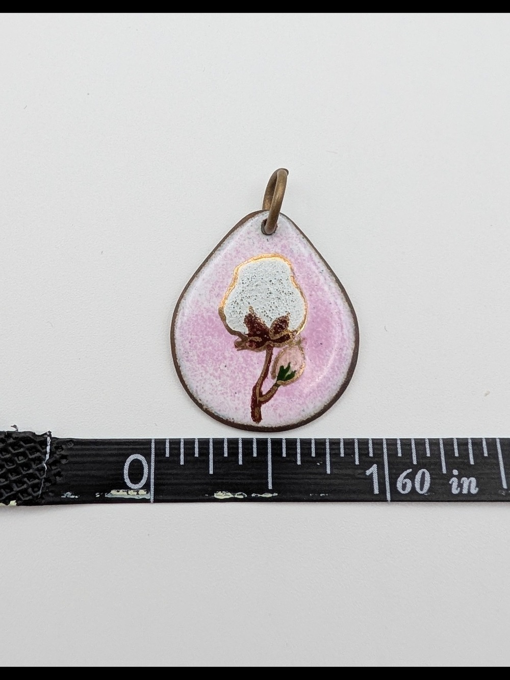 Vintage Hand-Painted Cotton Flower Pendant in Pink and White - Picture 3 of 3